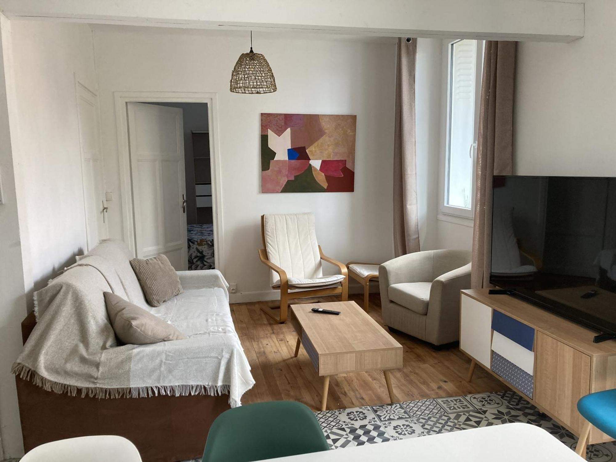Location Appartement Des Pyrenees Borderes-sur-l'Echez Buitenkant foto