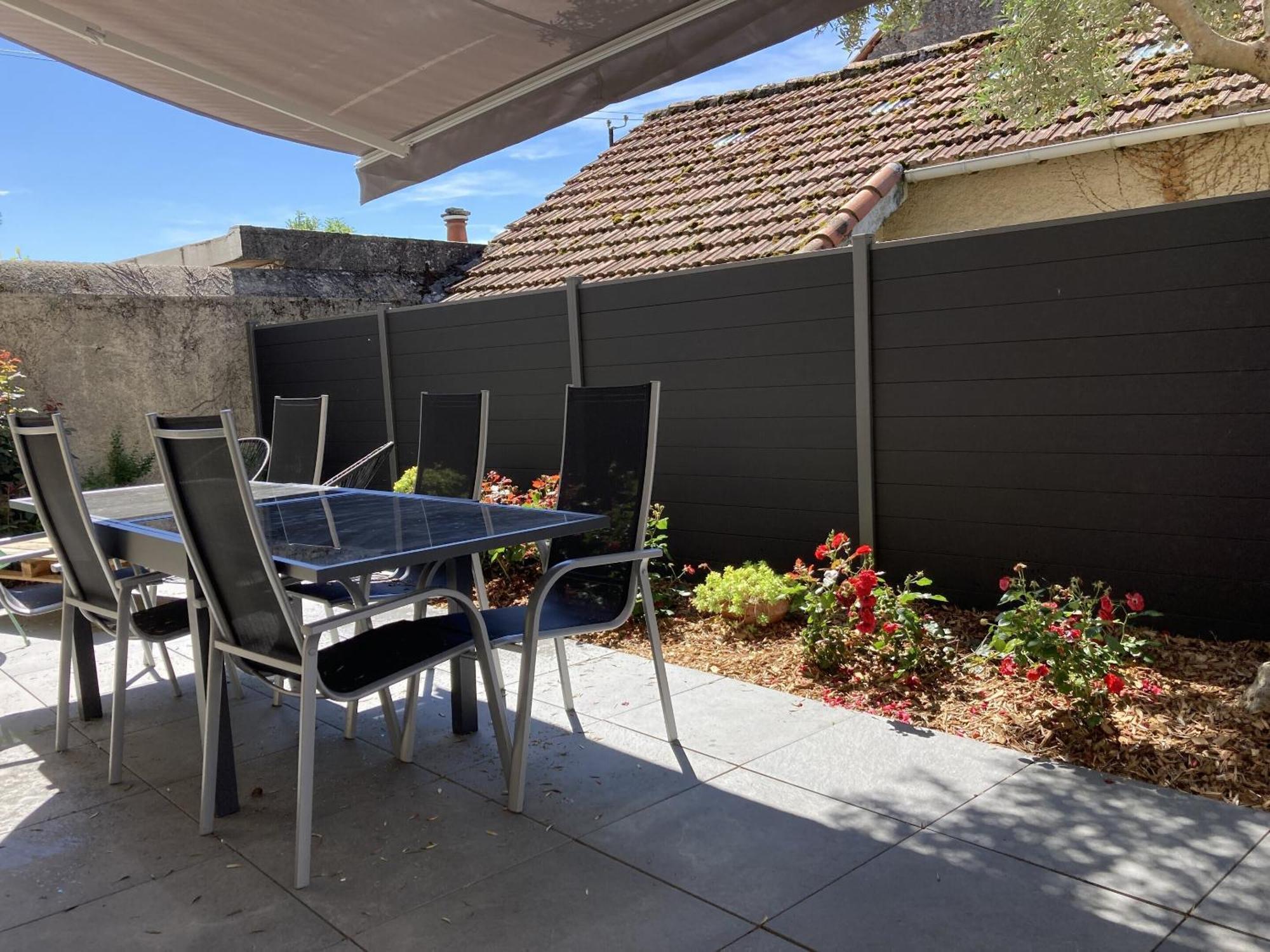 Location Appartement Des Pyrenees Borderes-sur-l'Echez Buitenkant foto