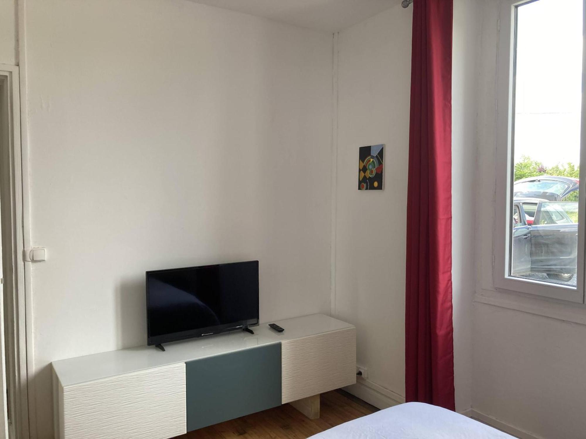 Location Appartement Des Pyrenees Borderes-sur-l'Echez Kamer foto
