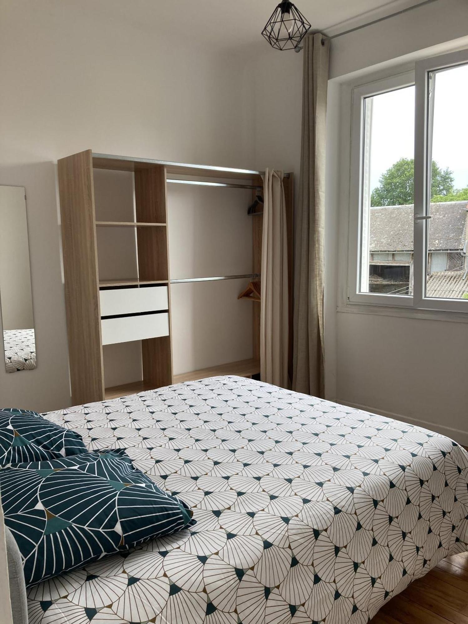 Location Appartement Des Pyrenees Borderes-sur-l'Echez Kamer foto