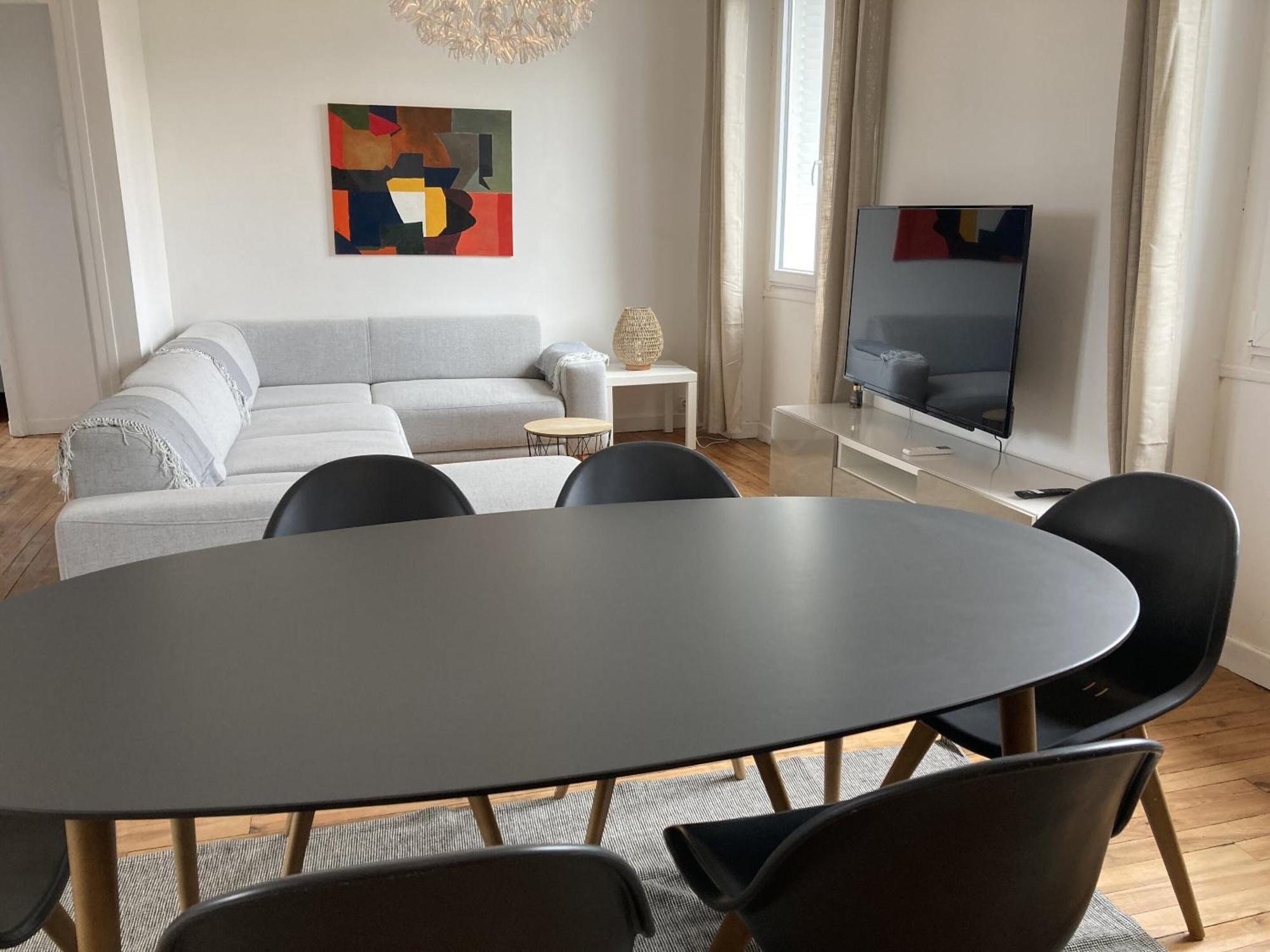 Location Appartement Des Pyrenees Borderes-sur-l'Echez Kamer foto